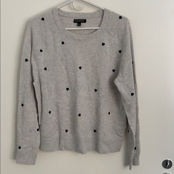 Banana Republic Sweaters - Banana Republic Heart Sweater
